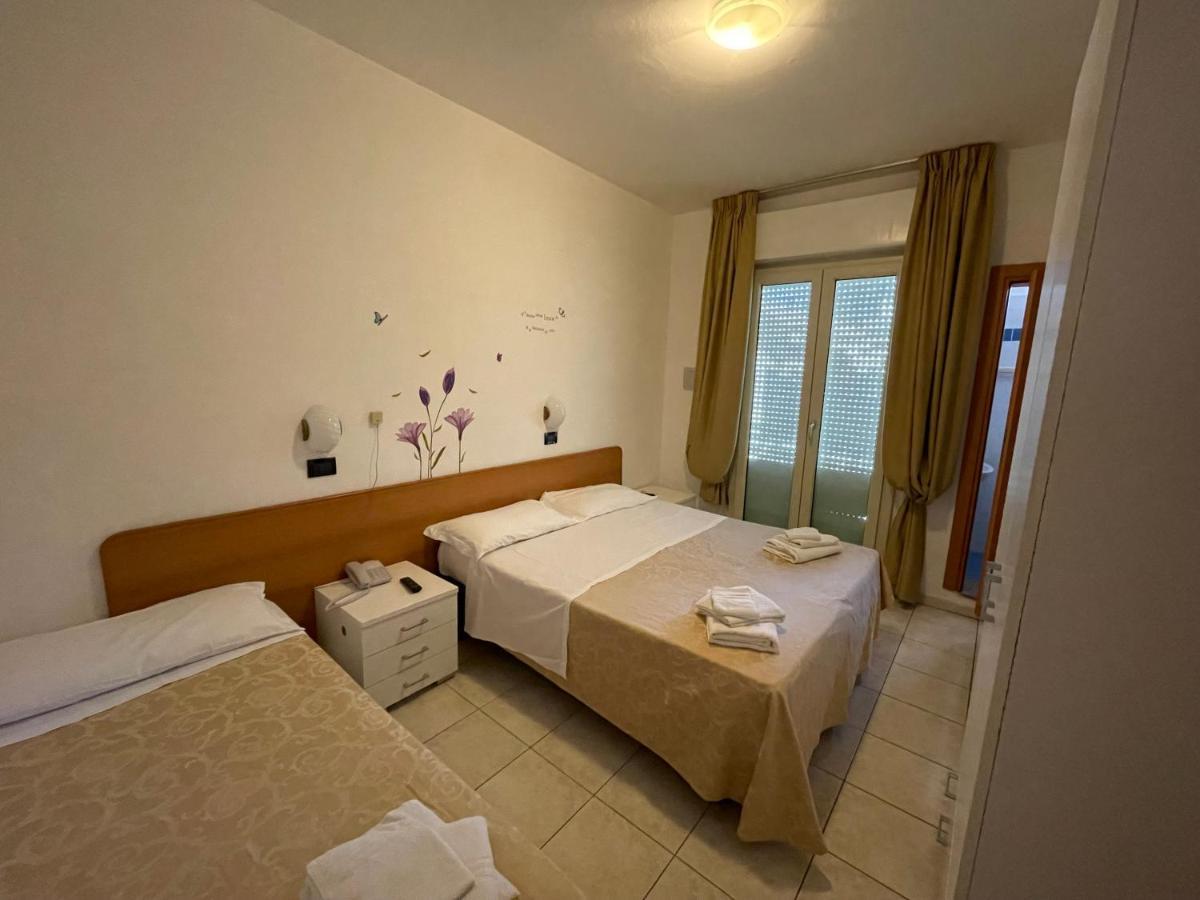 Hotel Marina Riccione Exteriör bild